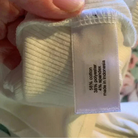 Lane Bryant Womens Top Size 26/28 Shade White with Long Sleeves - Picture 7 of 9